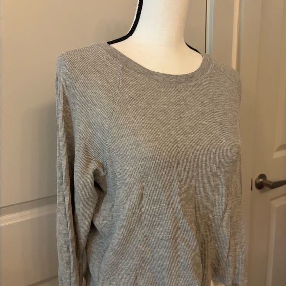 Brandy Melville basic grey cropped long sleeve top OS - Picture 9 of 10